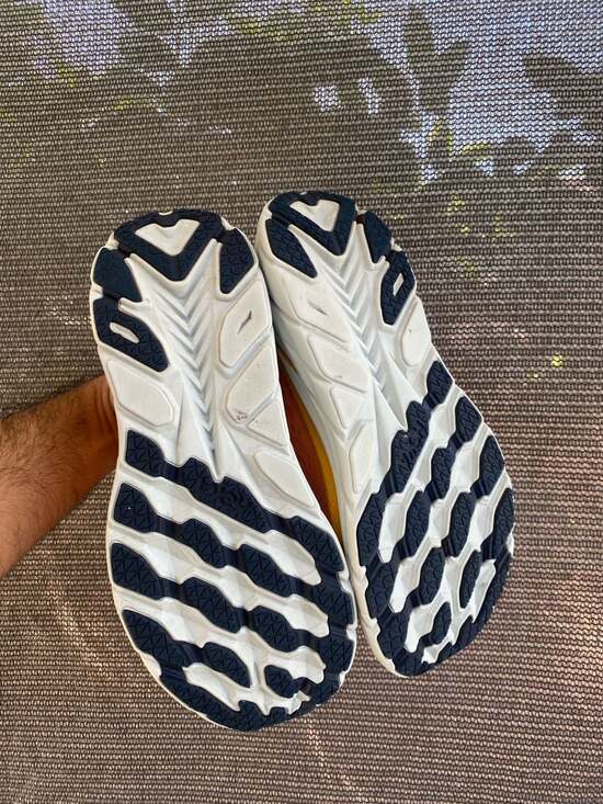 Hoka Women's Clifton 8 Running Shoes Sun Baked Shell Coral Size 8.5 - Picture 6 of 7